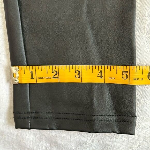Leggings Hue Leatherette Mid Rise Womens Size XL Pants Black Stretch - Picture 7 of 12